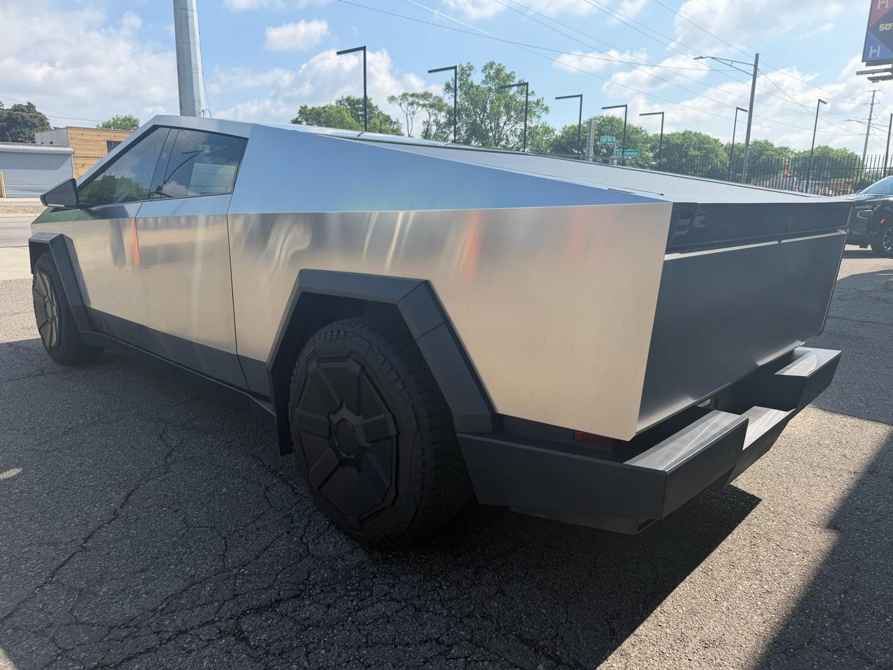Tesla Cybertruck  2024