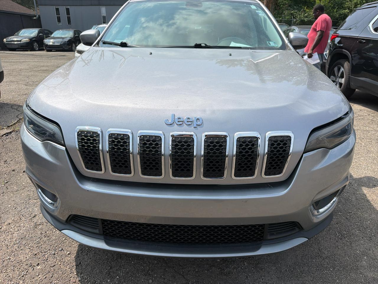 Jeep Cherokee  2020
