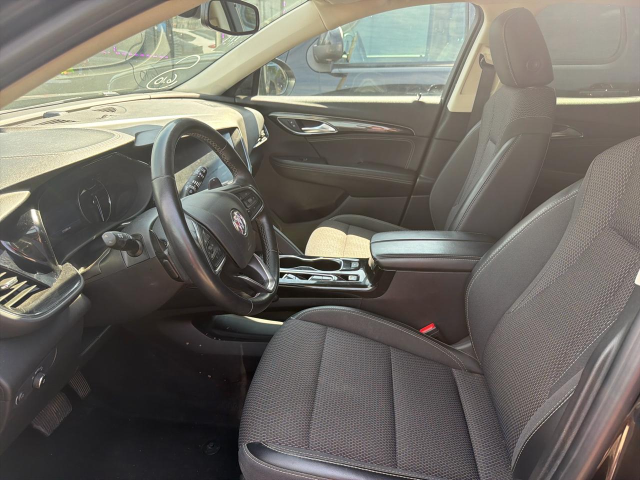 Buick Envision  2021