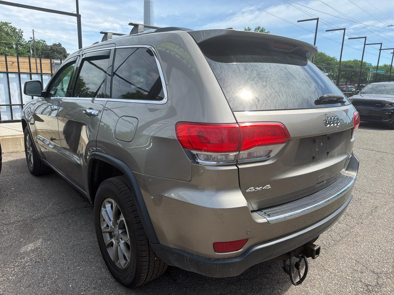 Jeep Grand Cherokee  2016