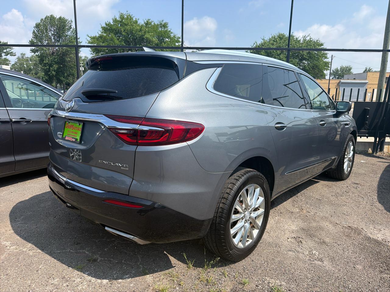 Buick Enclave  2018