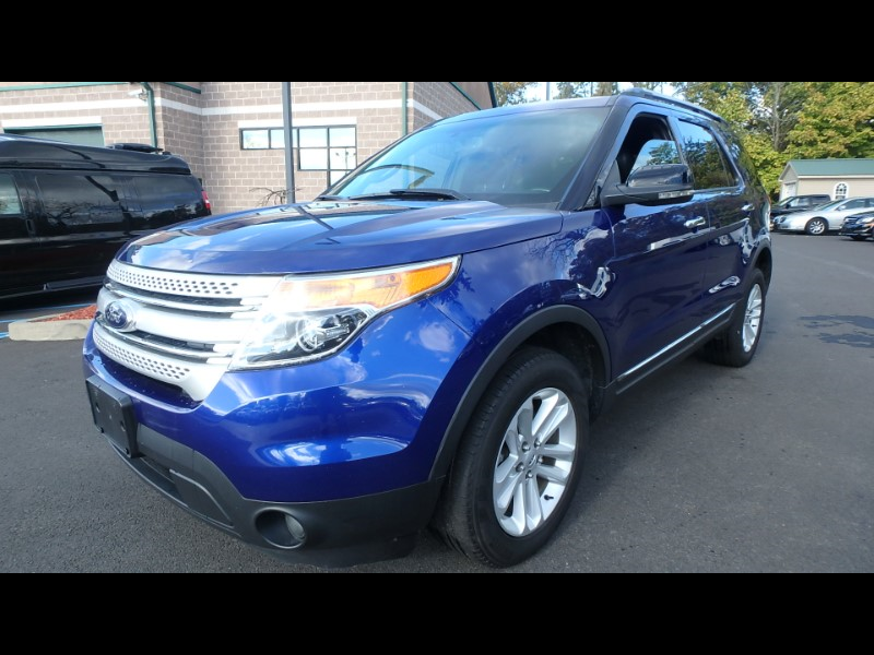 Used 2013 Ford Explorer 4WD 4dr XLT for Sale in Middletown NY 10940