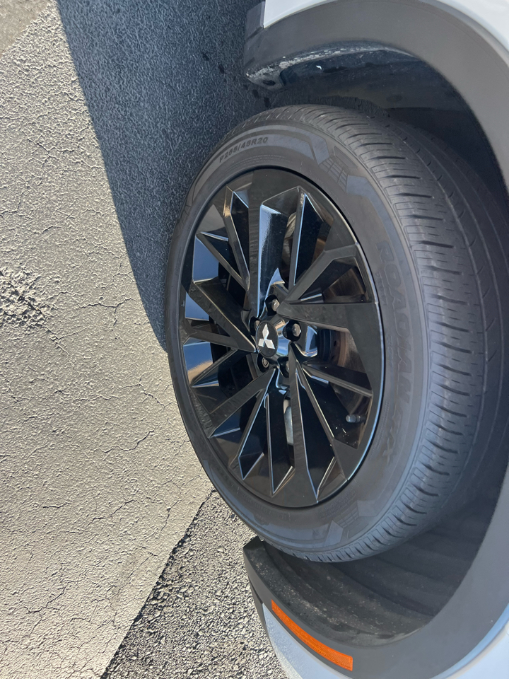 2023 Mitsubishi Outlander SEL 40th Anniversary Edition GT photo 12