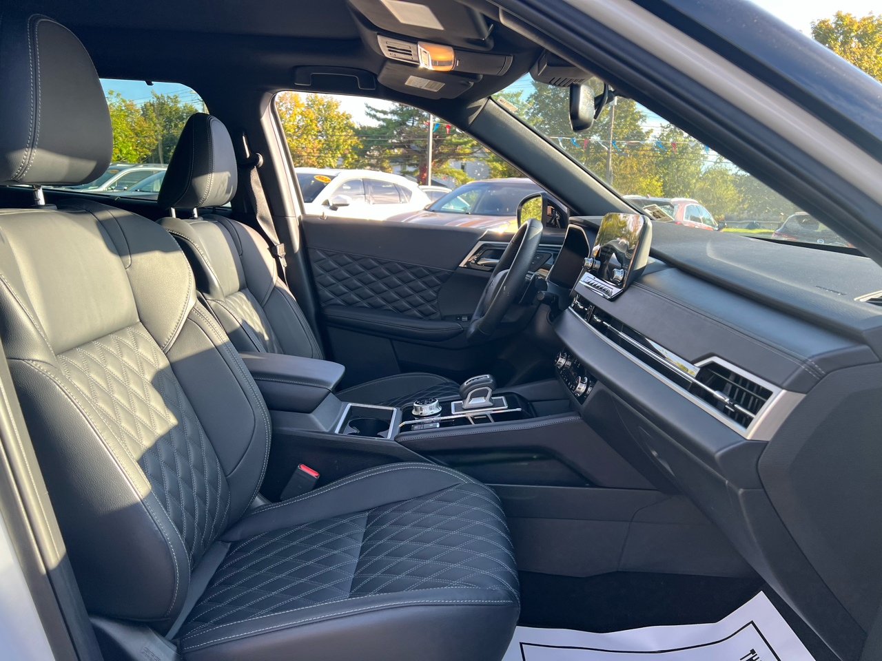 2023 Mitsubishi Outlander SEL 40th Anniversary Edition GT photo 13