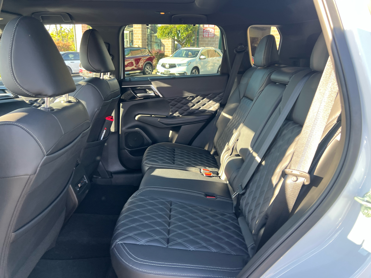 2023 Mitsubishi Outlander SEL 40th Anniversary Edition GT photo 23