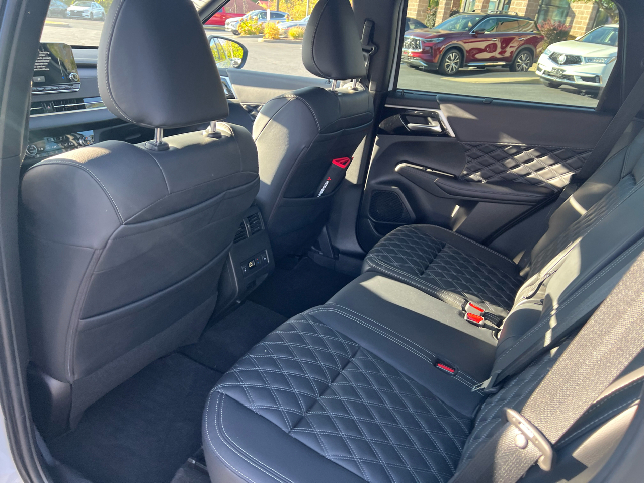 2023 Mitsubishi Outlander SEL 40th Anniversary Edition GT photo 24