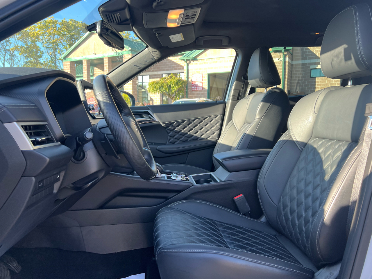 2023 Mitsubishi Outlander SEL 40th Anniversary Edition GT photo 29
