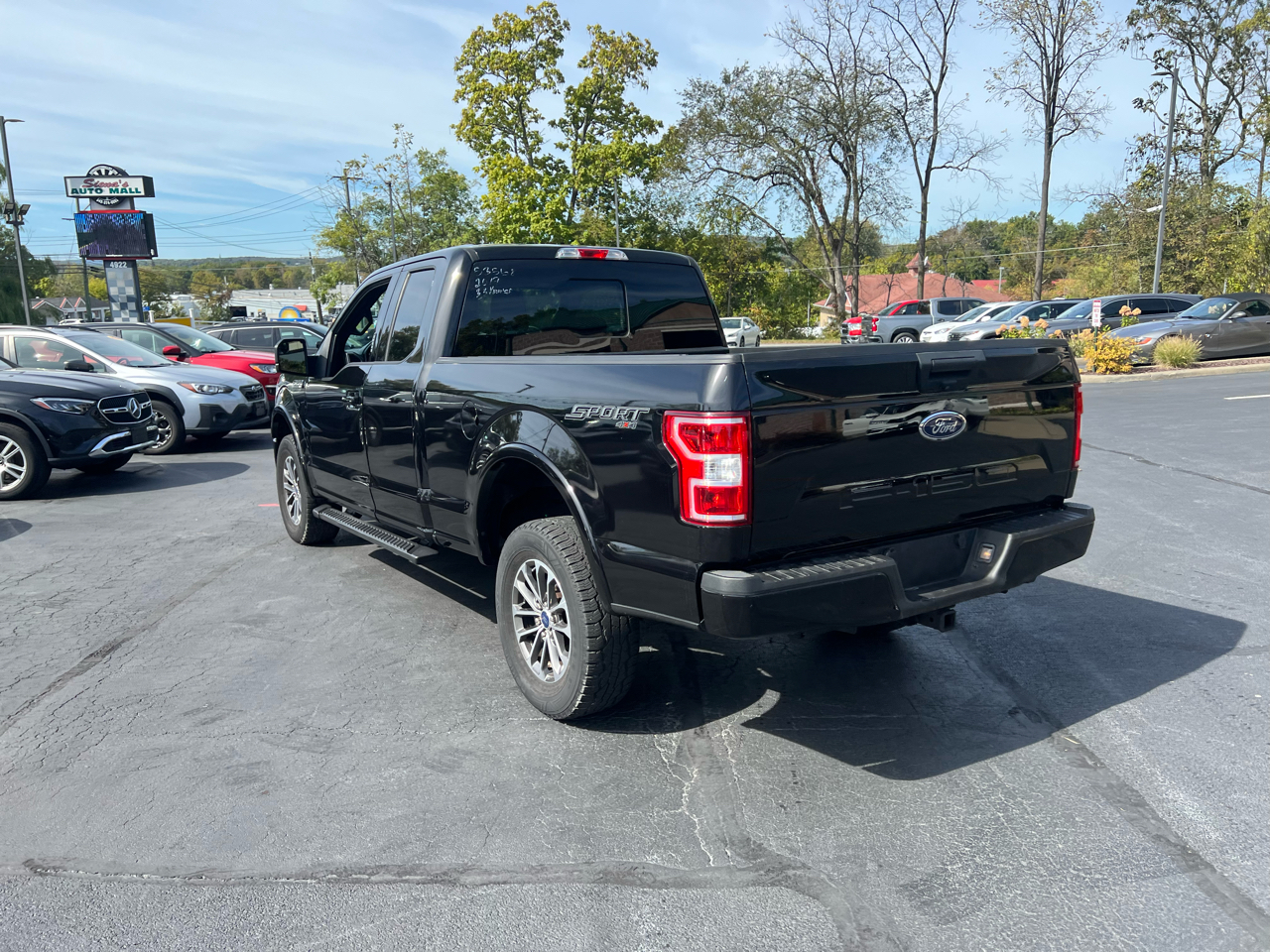2019 Ford F-150 XLT photo 4