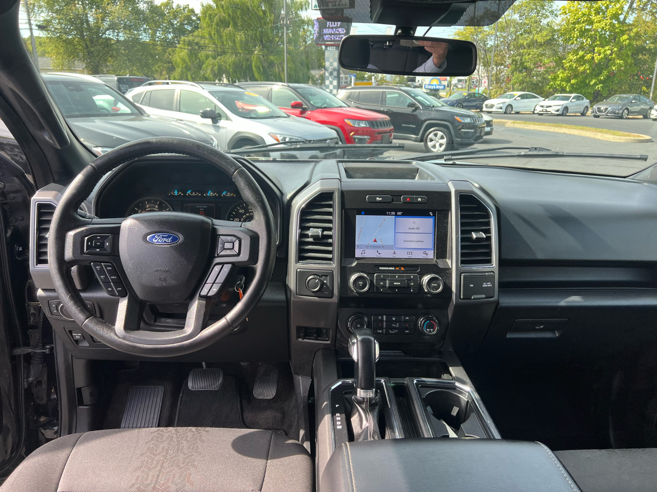 2019 Ford F-150 XLT photo 26