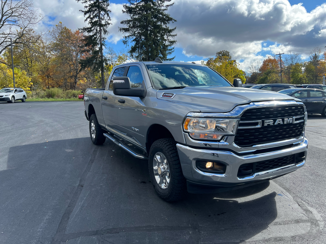 RAM 2500 Big Horn 4x4 Crew Cab 6'4" Box 2024 RAM 2500 Big Horn 4x4 Crew Cab 6'4" Box 2024