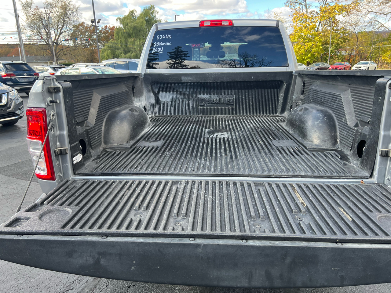 RAM 2500 Big Horn 4x4 Crew Cab 6'4" Box 2024 RAM 2500 Big Horn 4x4 Crew Cab 6'4" Box 2024