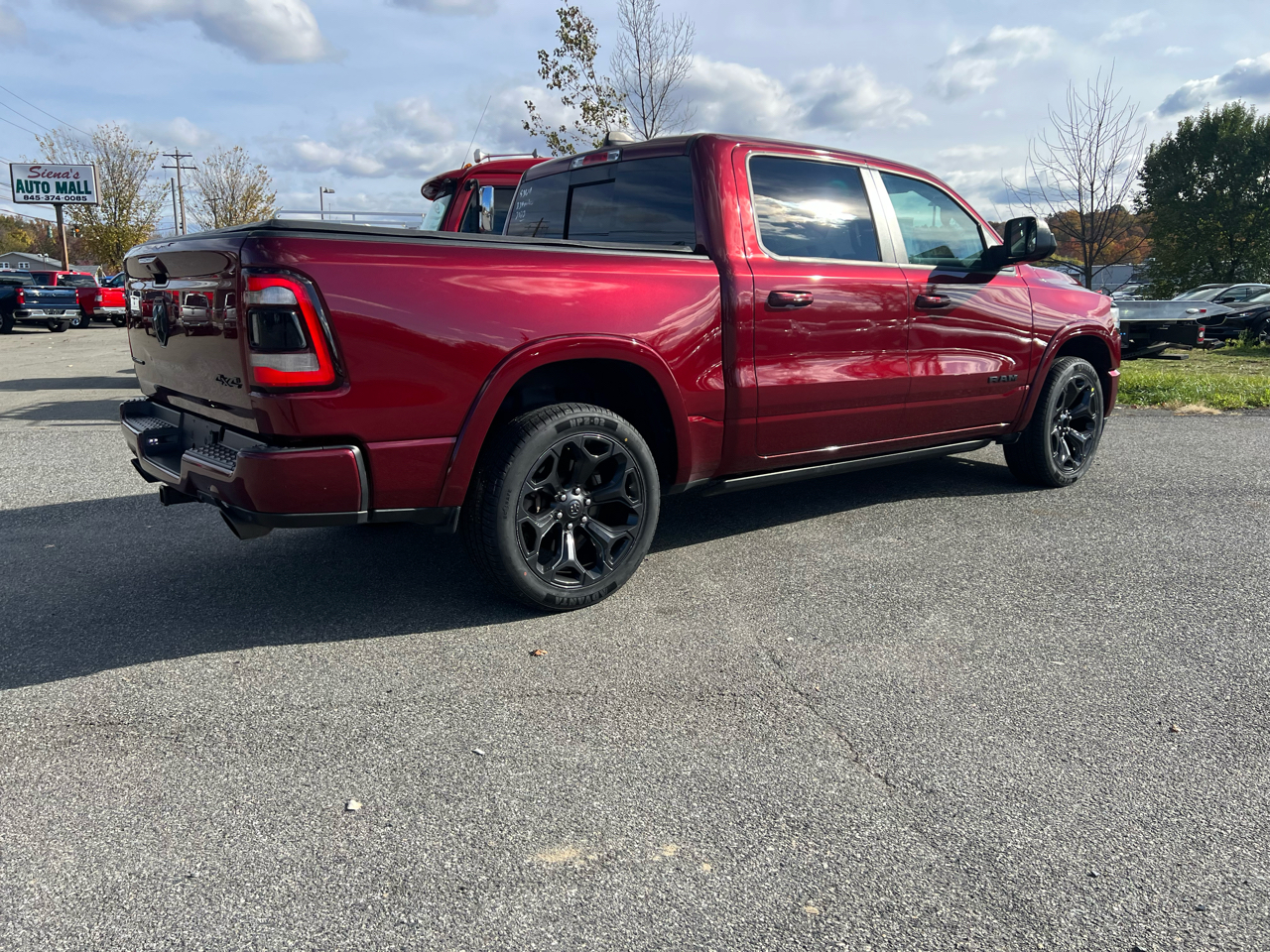 RAM 1500 Limited 4x4 Crew Cab 5'7" Box 2022 RAM 1500 Limited 4x4 Crew Cab 5'7" Box 2022