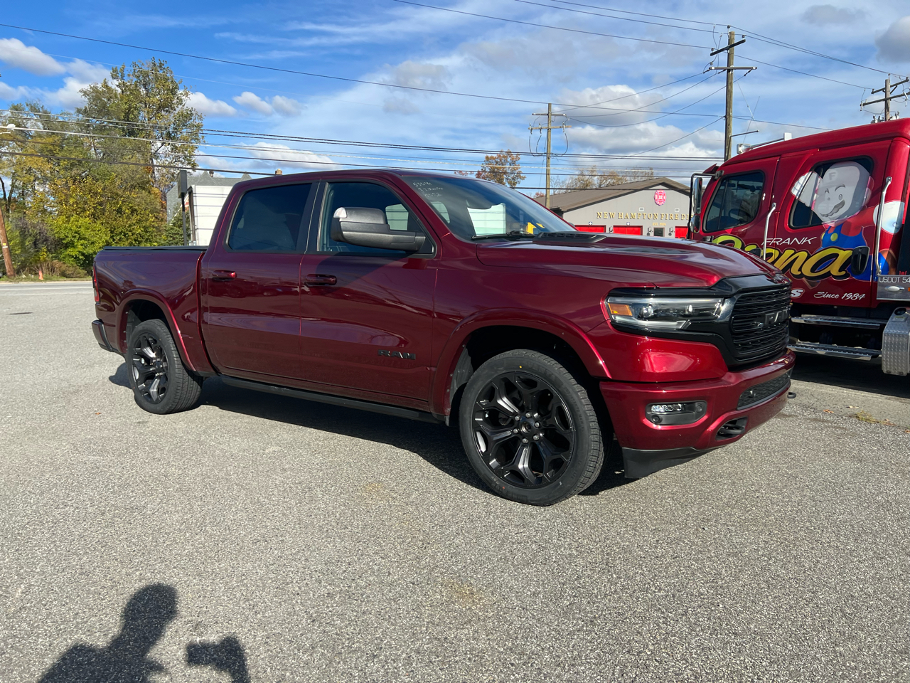 RAM 1500 Limited 4x4 Crew Cab 5'7" Box 2022 RAM 1500 Limited 4x4 Crew Cab 5'7" Box 2022