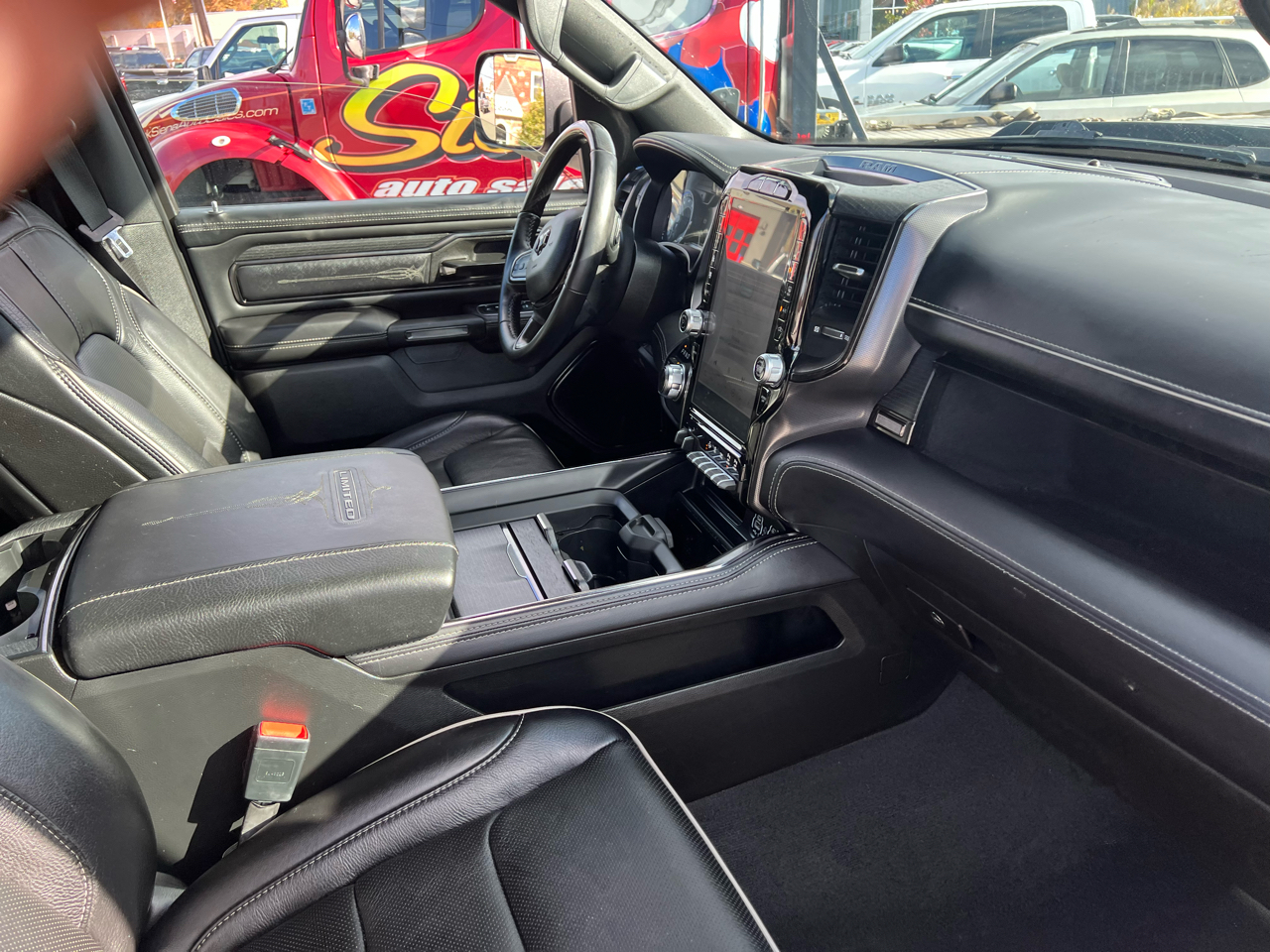 RAM 1500 Limited 4x4 Crew Cab 5'7" Box 2022 RAM 1500 Limited 4x4 Crew Cab 5'7" Box 2022