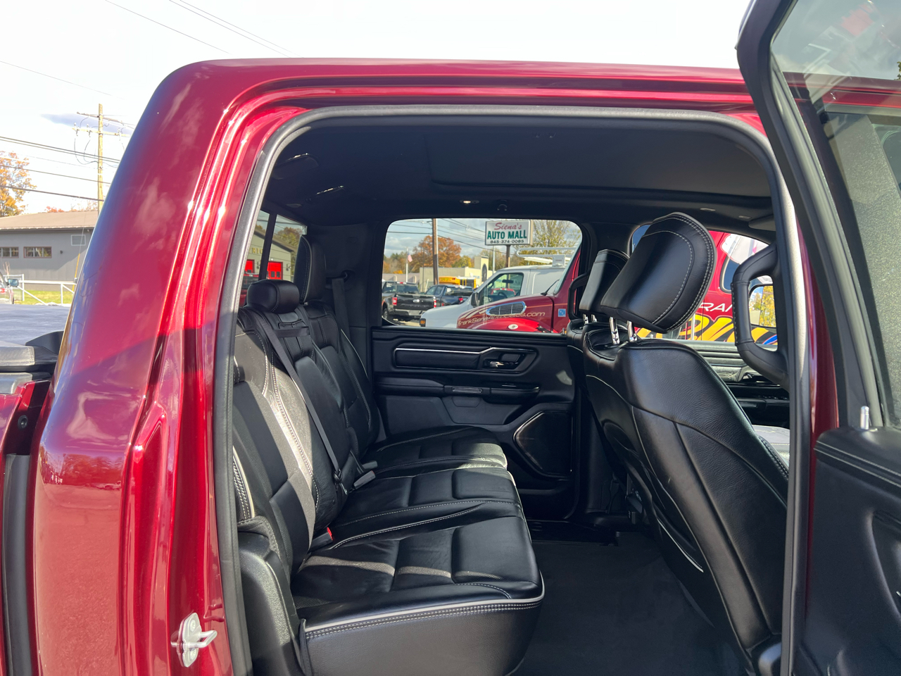 RAM 1500 Limited 4x4 Crew Cab 5'7" Box 2022 RAM 1500 Limited 4x4 Crew Cab 5'7" Box 2022