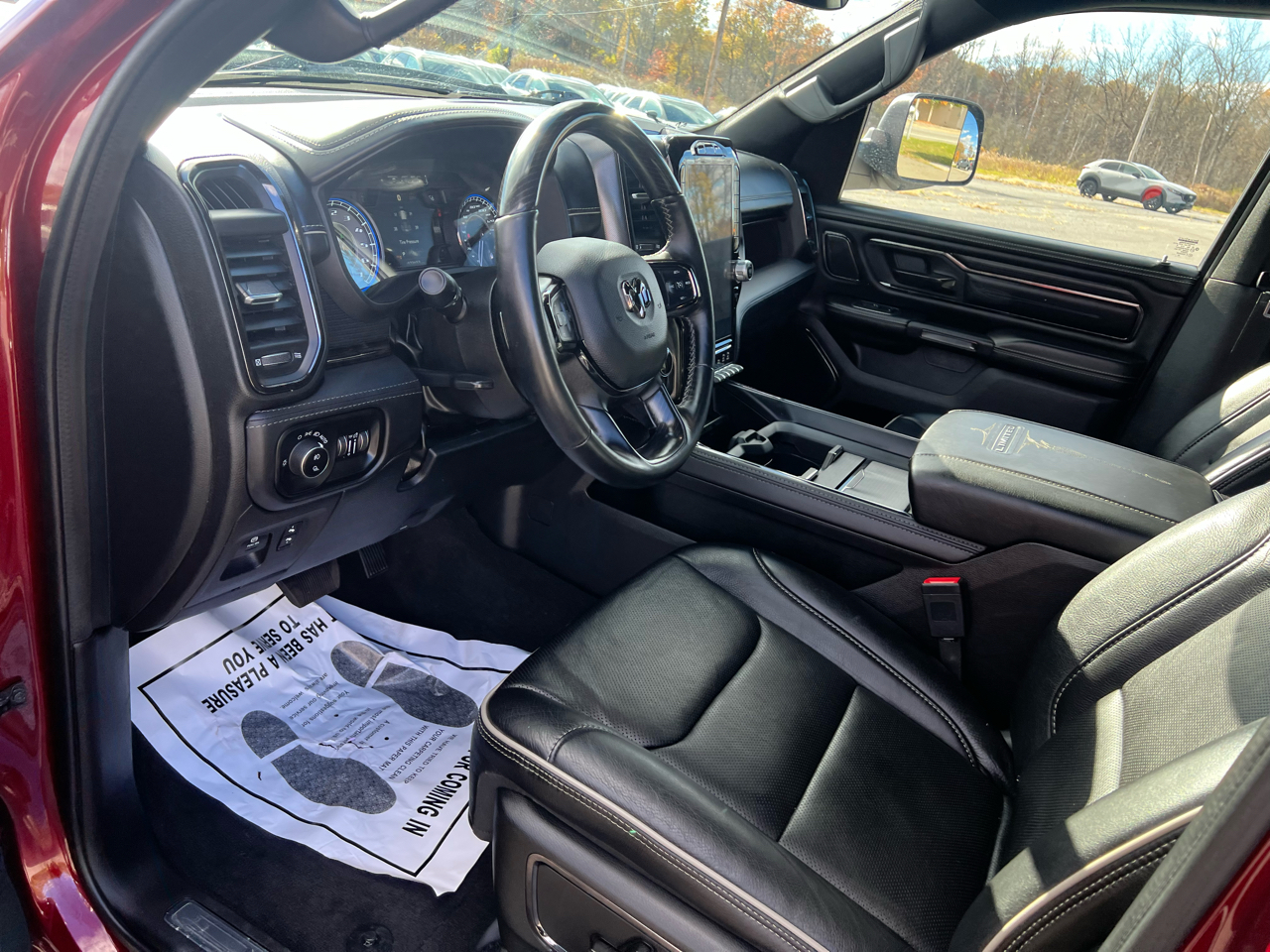 RAM 1500 Limited 4x4 Crew Cab 5'7" Box 2022 RAM 1500 Limited 4x4 Crew Cab 5'7" Box 2022