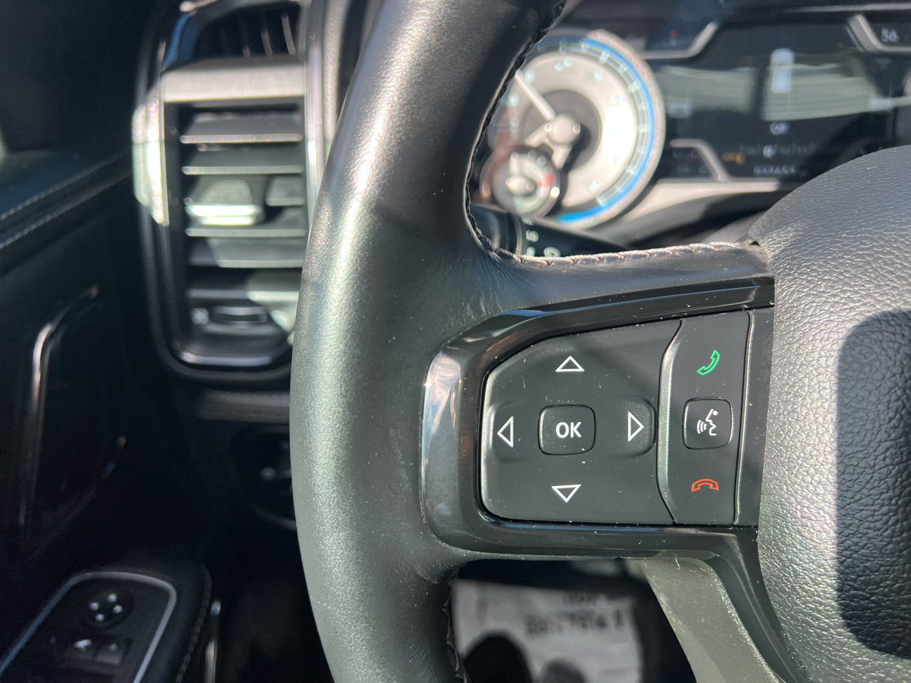 RAM 1500 Limited 4x4 Crew Cab 5'7" Box 2022 RAM 1500 Limited 4x4 Crew Cab 5'7" Box 2022