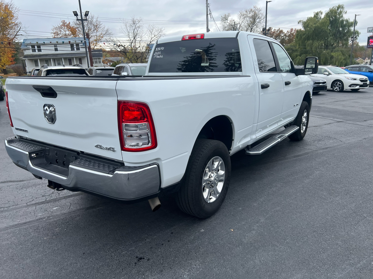 RAM 2500 Big Horn 4x4 Crew Cab 6'4" Box 2024 RAM 2500 Big Horn 4x4 Crew Cab 6'4" Box 2024