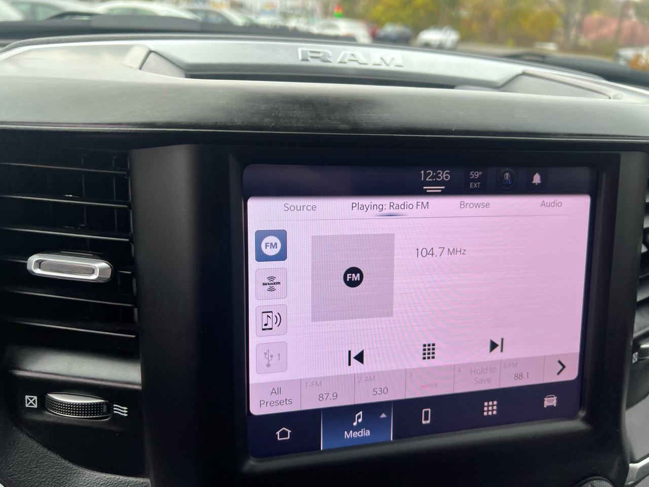 RAM 2500 Big Horn 4x4 Crew Cab 6'4" Box 2024 RAM 2500 Big Horn 4x4 Crew Cab 6'4" Box 2024