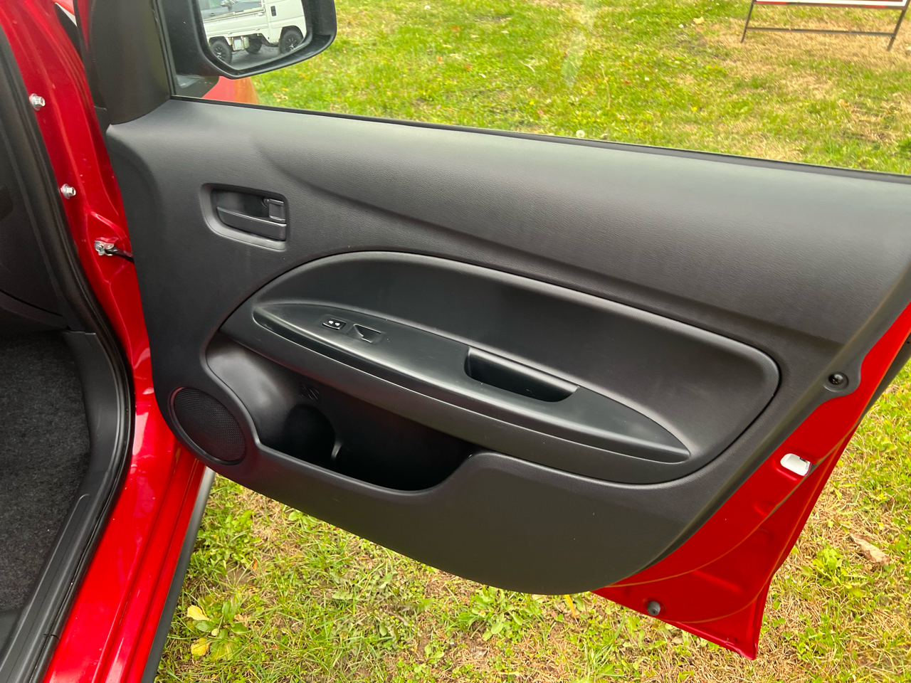 2023 Mitsubishi Mirage G4 ES photo 4