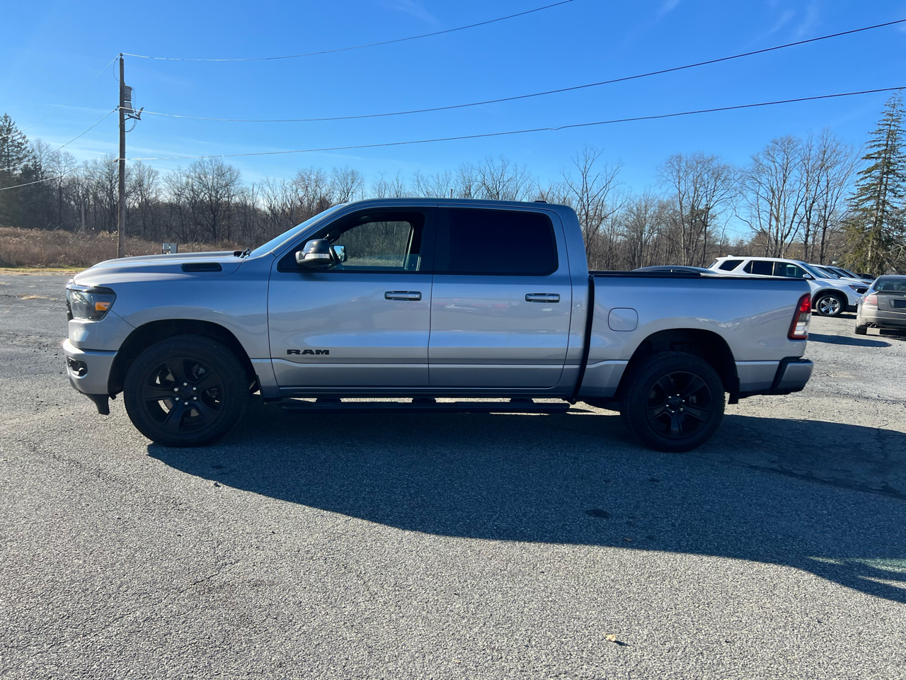 RAM 1500 Big Horn 4x4 Crew Cab 5'7" Box 2021