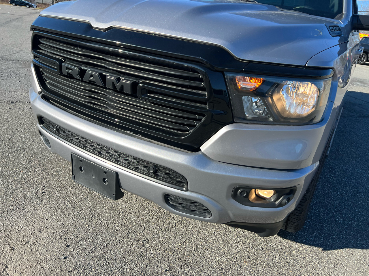 RAM 1500 Big Horn 4x4 Crew Cab 5'7" Box 2021