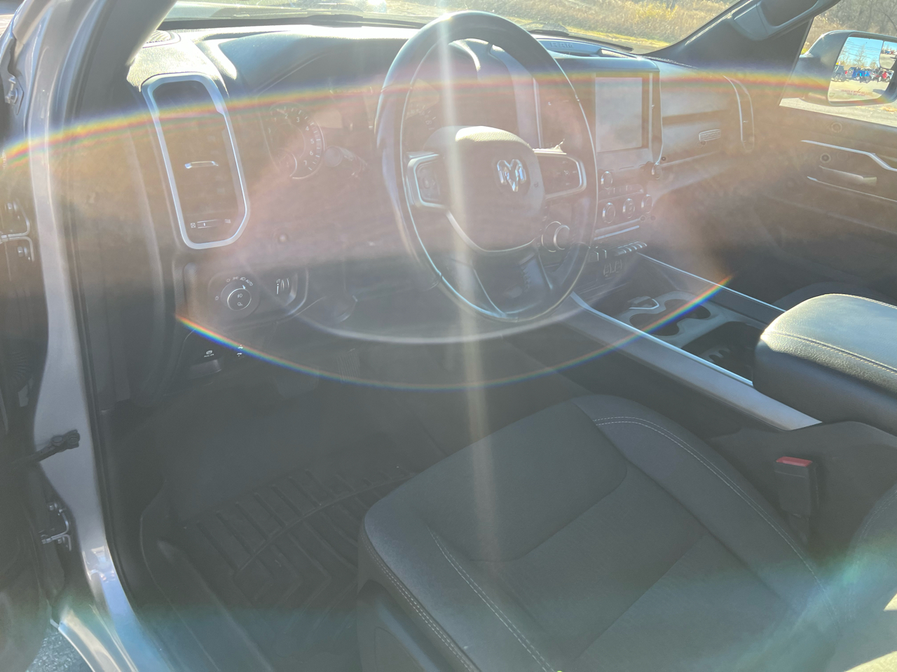 RAM 1500 Big Horn 4x4 Crew Cab 5'7" Box 2021