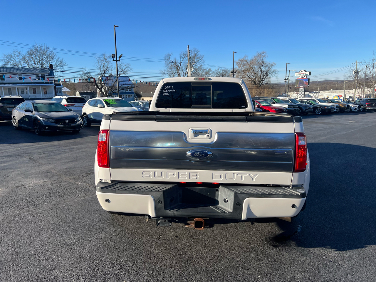 Ford Super Duty F-350 DRW 2WD Crew Cab 172" Platinum 2016