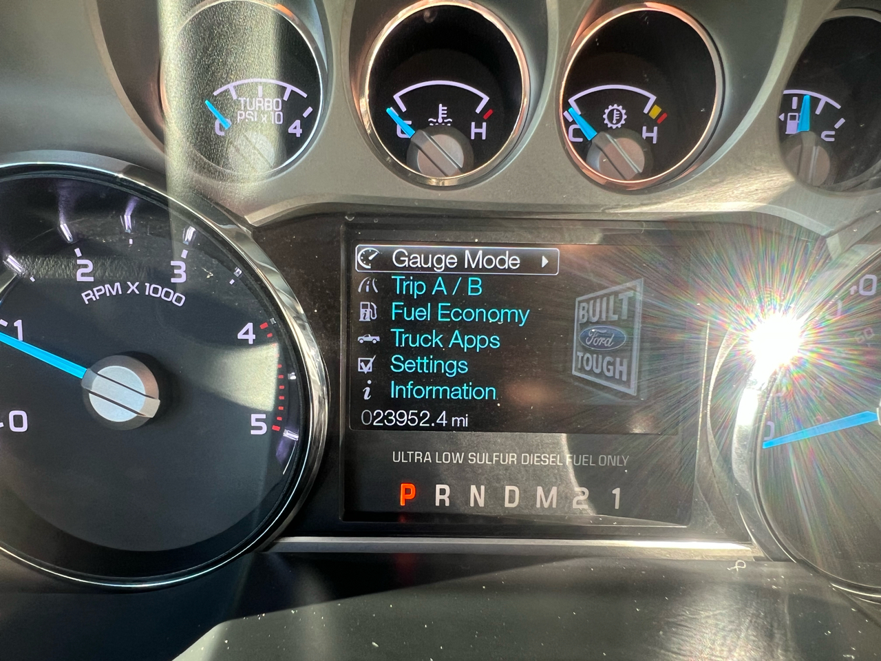 Ford Super Duty F-350 DRW 2WD Crew Cab 172" Platinum 2016