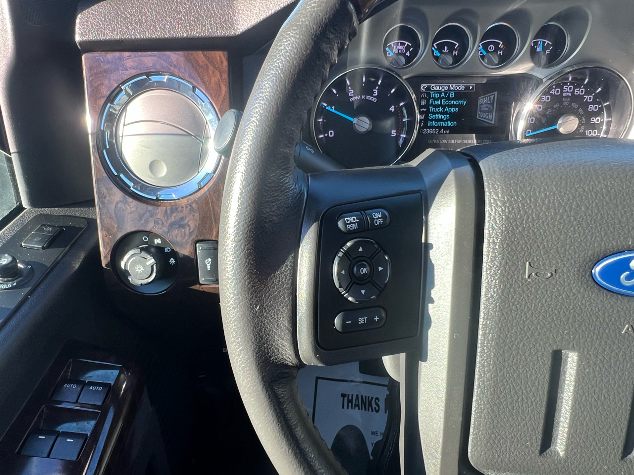 Ford Super Duty F-350 DRW 2WD Crew Cab 172" Platinum 2016