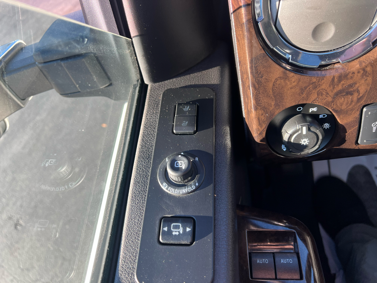 Ford Super Duty F-350 DRW 2WD Crew Cab 172" Platinum 2016