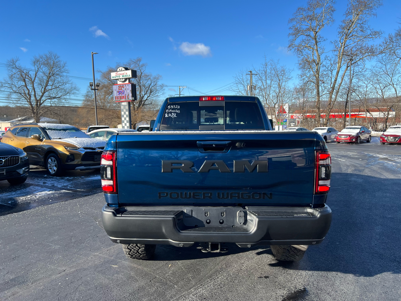 RAM 2500 Power Wagon 4x4 Crew Cab 6'4" Box 2024