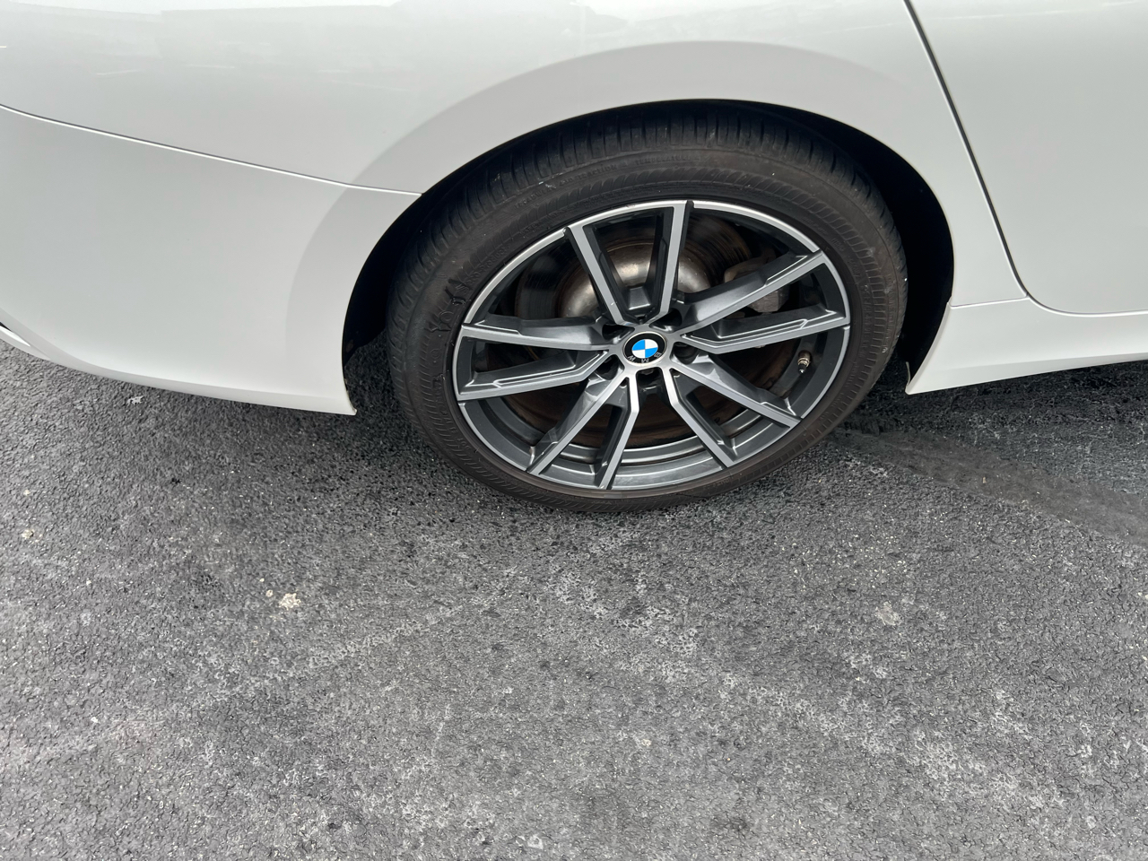 BMW 3 Series 330i xDrive Sedan North America 2020