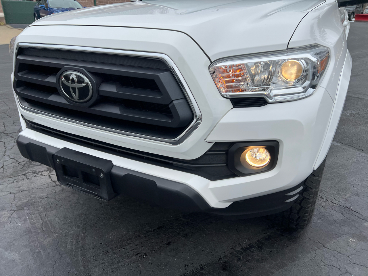Toyota Tacoma 4WD SR5 Access Cab 6' Bed I4 AT (Natl) 2022
