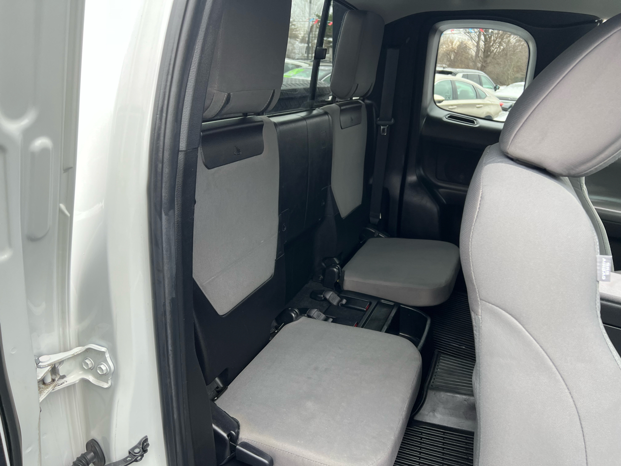 Toyota Tacoma 4WD SR5 Access Cab 6' Bed I4 AT (Natl) 2022