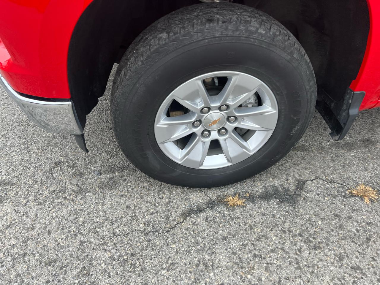 Chevrolet Silverado 1500 4WD Crew Cab 147" LT w/1LT 2025