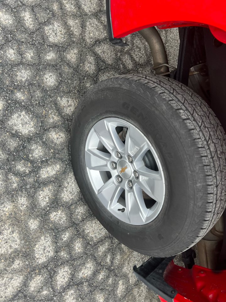 Chevrolet Silverado 1500 4WD Crew Cab 147" LT w/1LT 2025