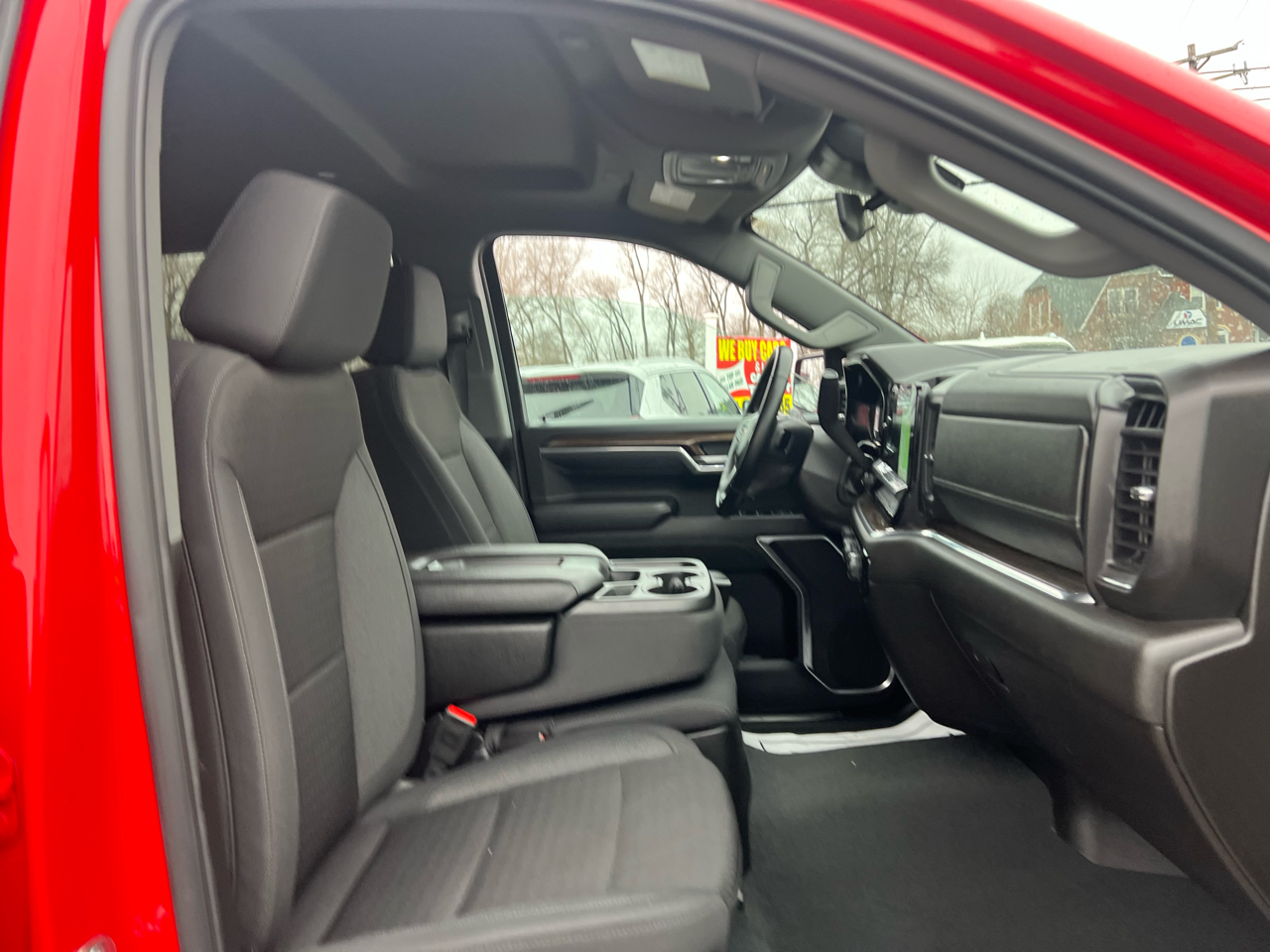 Chevrolet Silverado 1500 4WD Crew Cab 147" LT w/1LT 2025