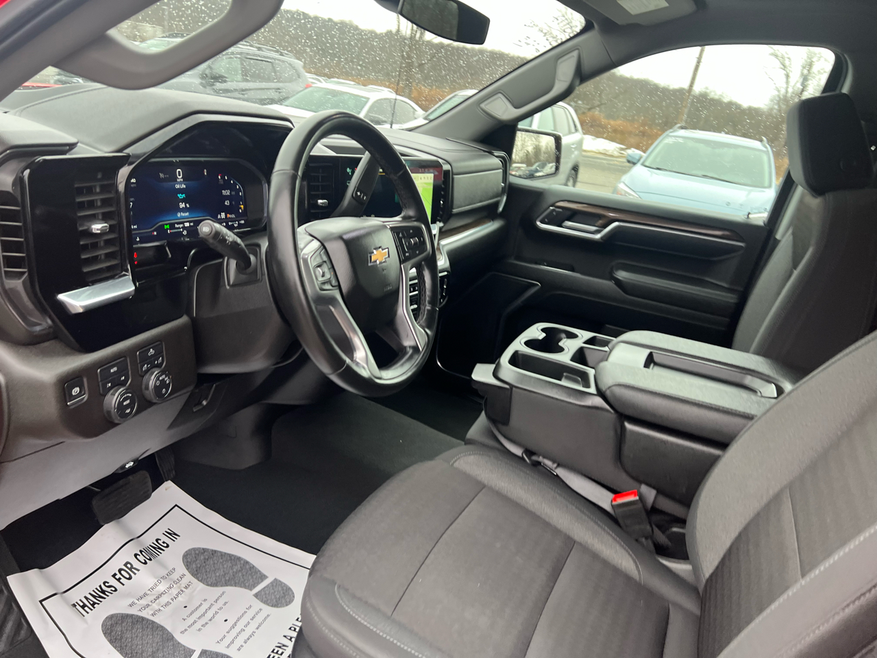 Chevrolet Silverado 1500 4WD Crew Cab 147" LT w/1LT 2025