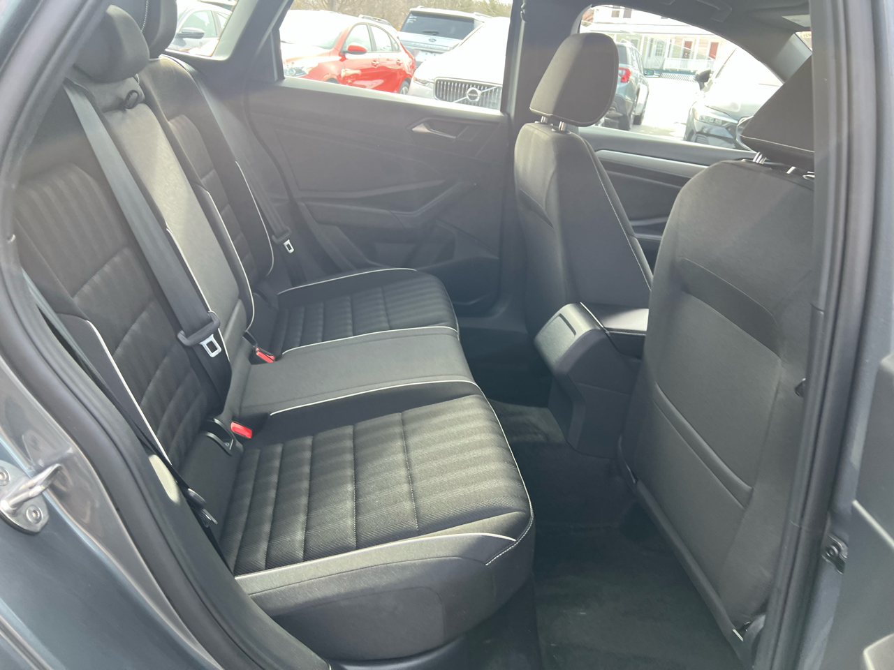 Volkswagen Jetta Sport Auto 2024