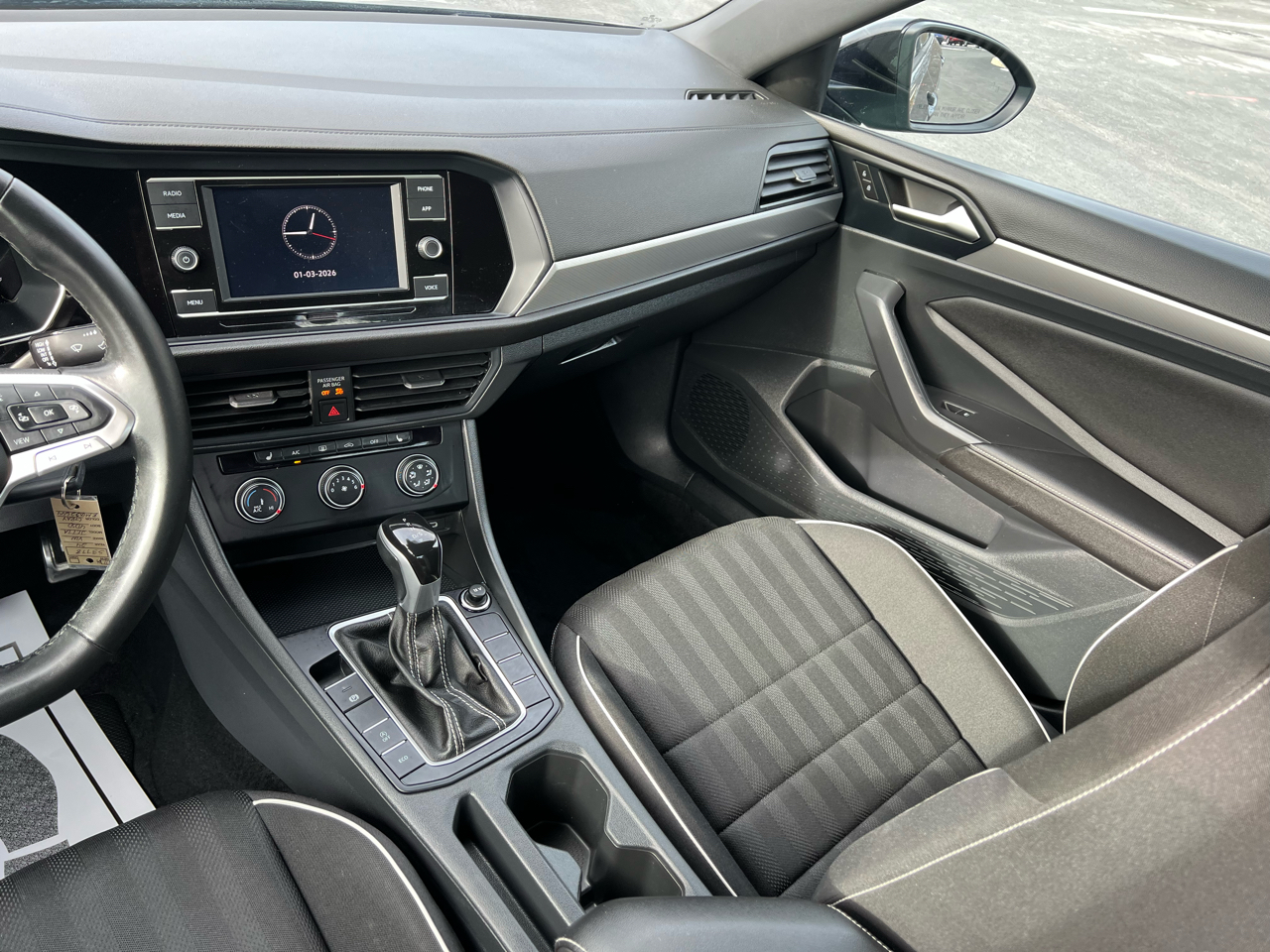 Volkswagen Jetta Sport Auto 2024