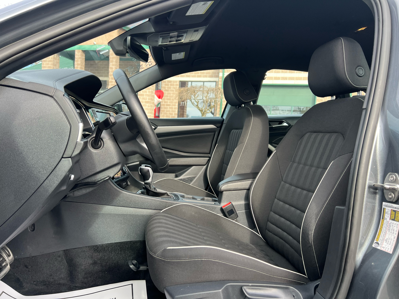 Volkswagen Jetta Sport Auto 2024