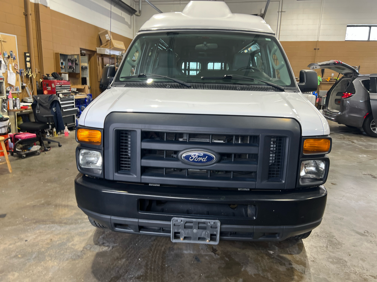 Ford Econoline Cargo Van E-250 Ext Recreational 2014
