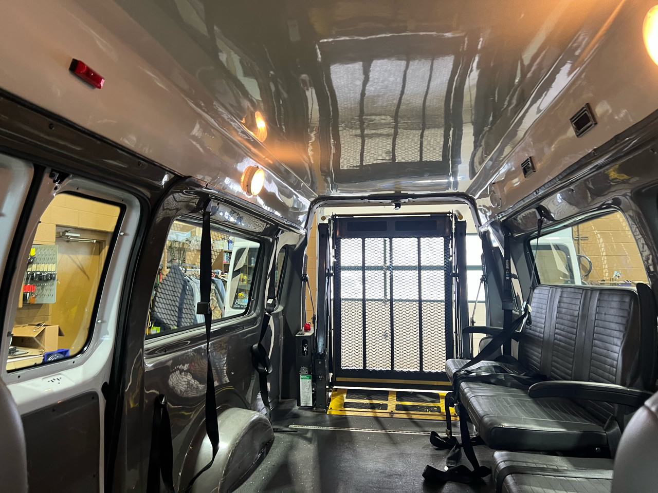 Ford Econoline Cargo Van E-250 Ext Recreational 2014