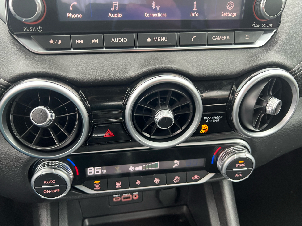 Nissan Sentra SV CVT 2021