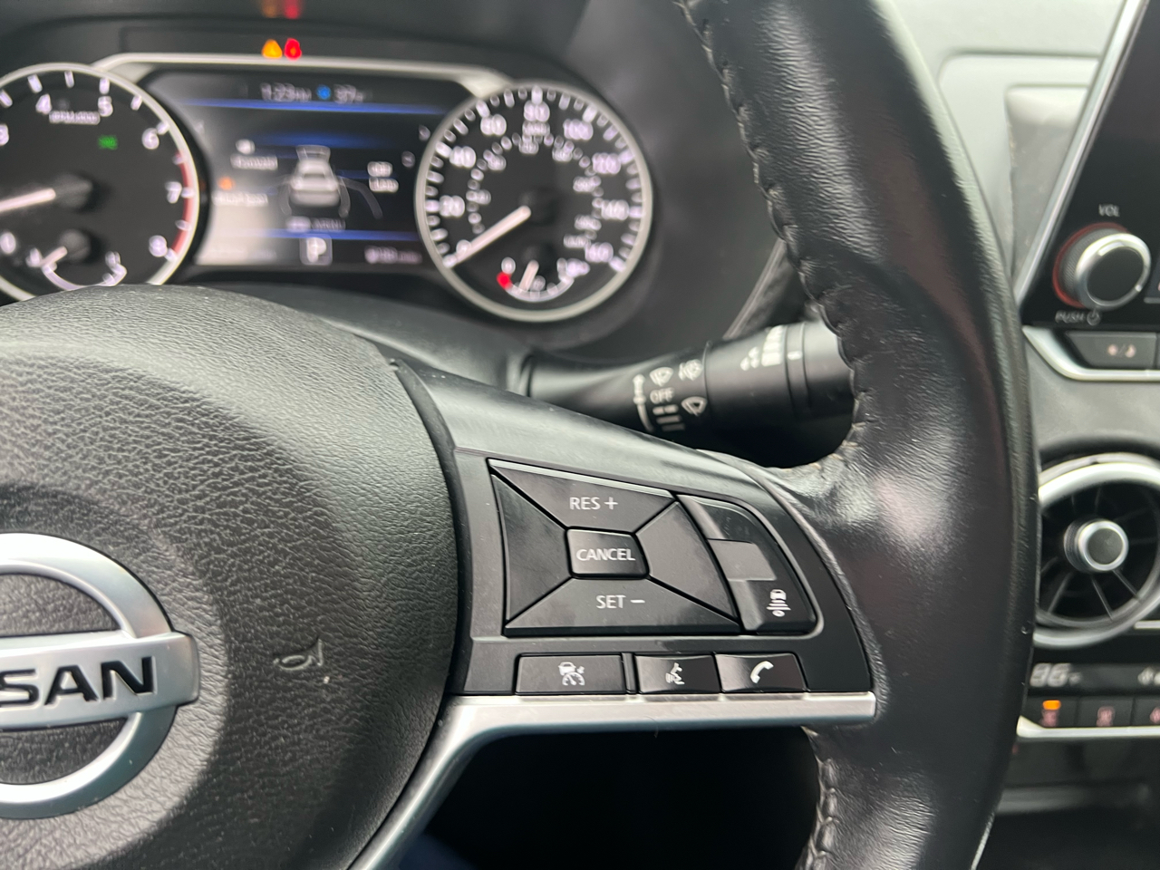 Nissan Sentra SV CVT 2021