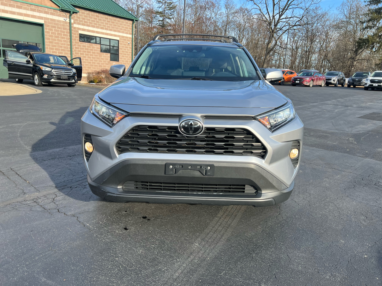 Toyota RAV4 XLE AWD (Natl) 2019