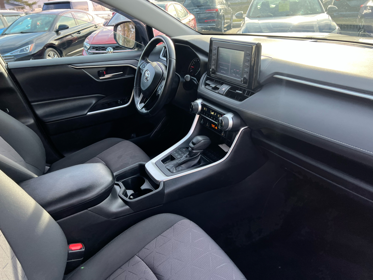 Toyota RAV4 XLE AWD (Natl) 2019