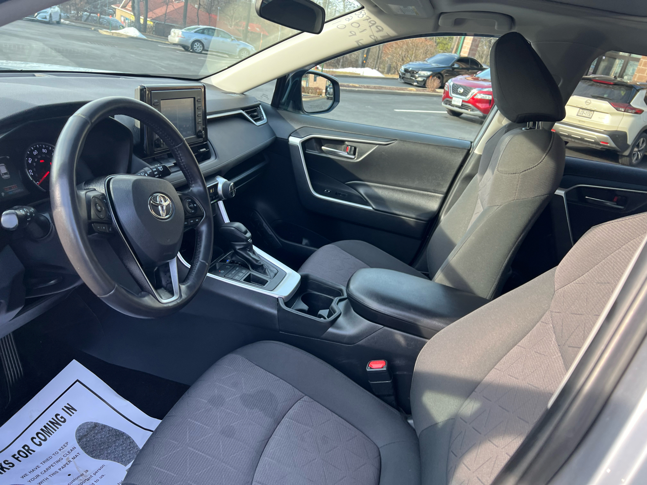 Toyota RAV4 XLE AWD (Natl) 2019