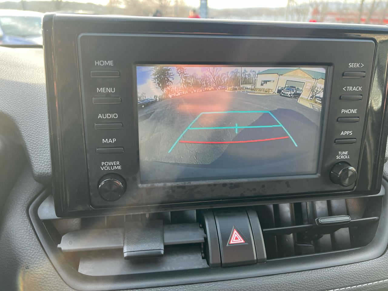 Toyota RAV4 XLE AWD (Natl) 2019